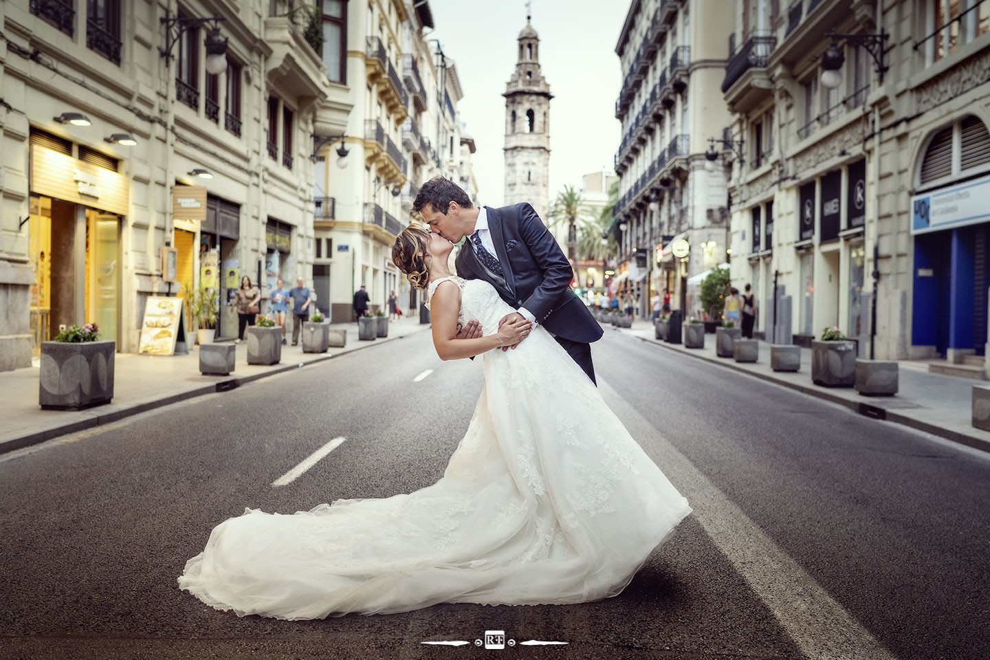 Postboda-en-la-calle-la-paz