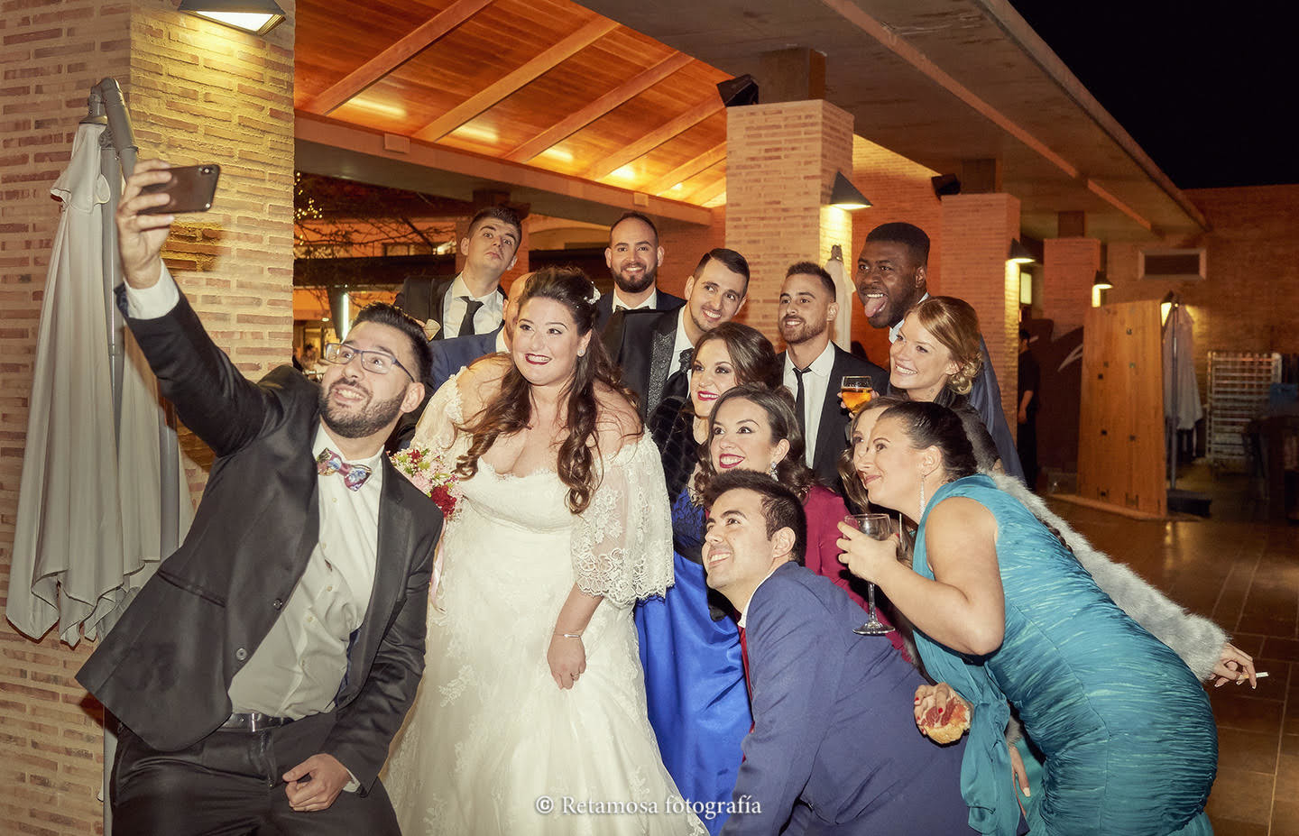 Fotos con los invitados de la boda